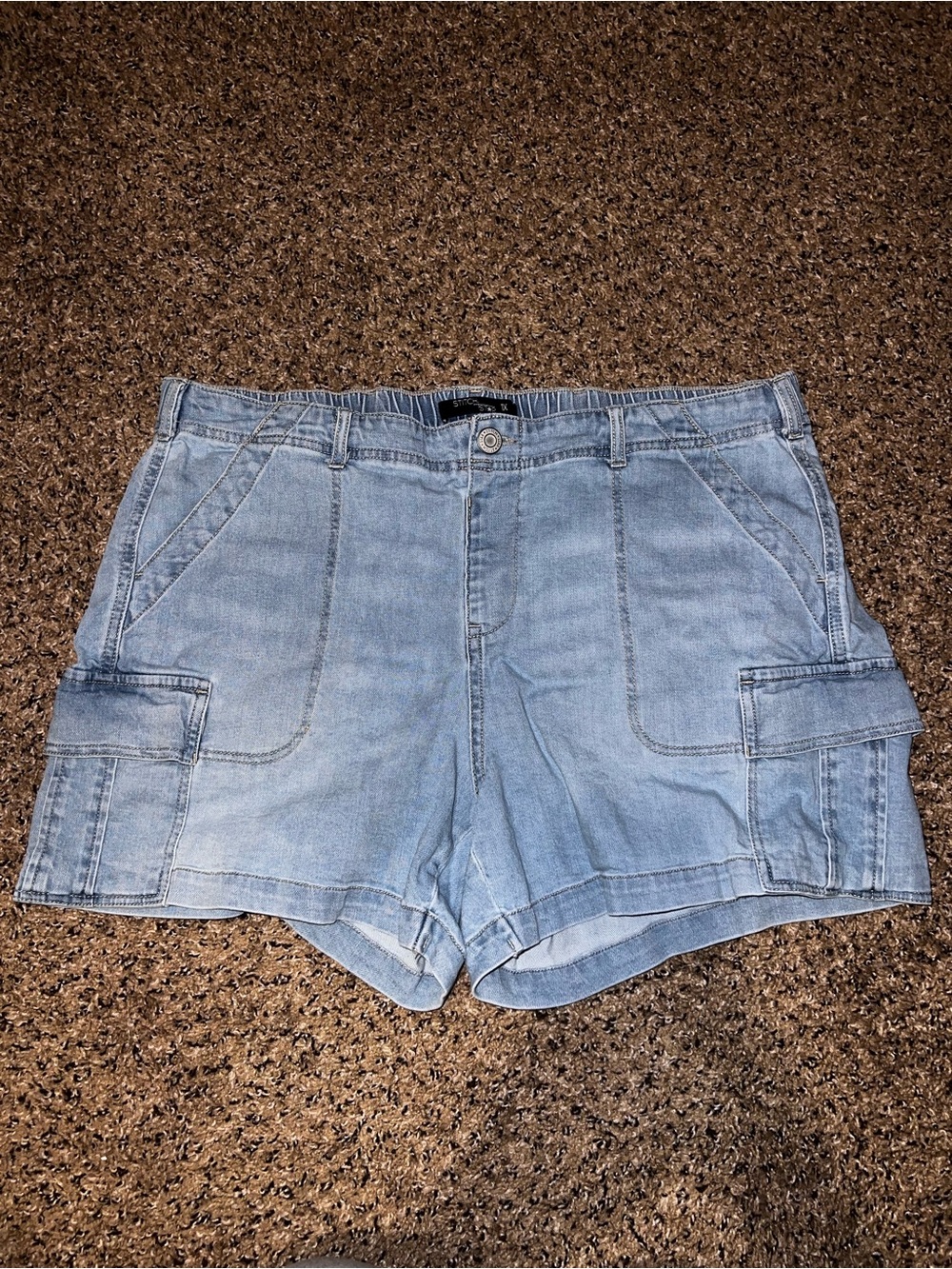 Light Wash Denim Cargo Shorts for Women